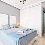 Aa Guest - Poetas Eco In Marbella With Swimming Pool * 말라가